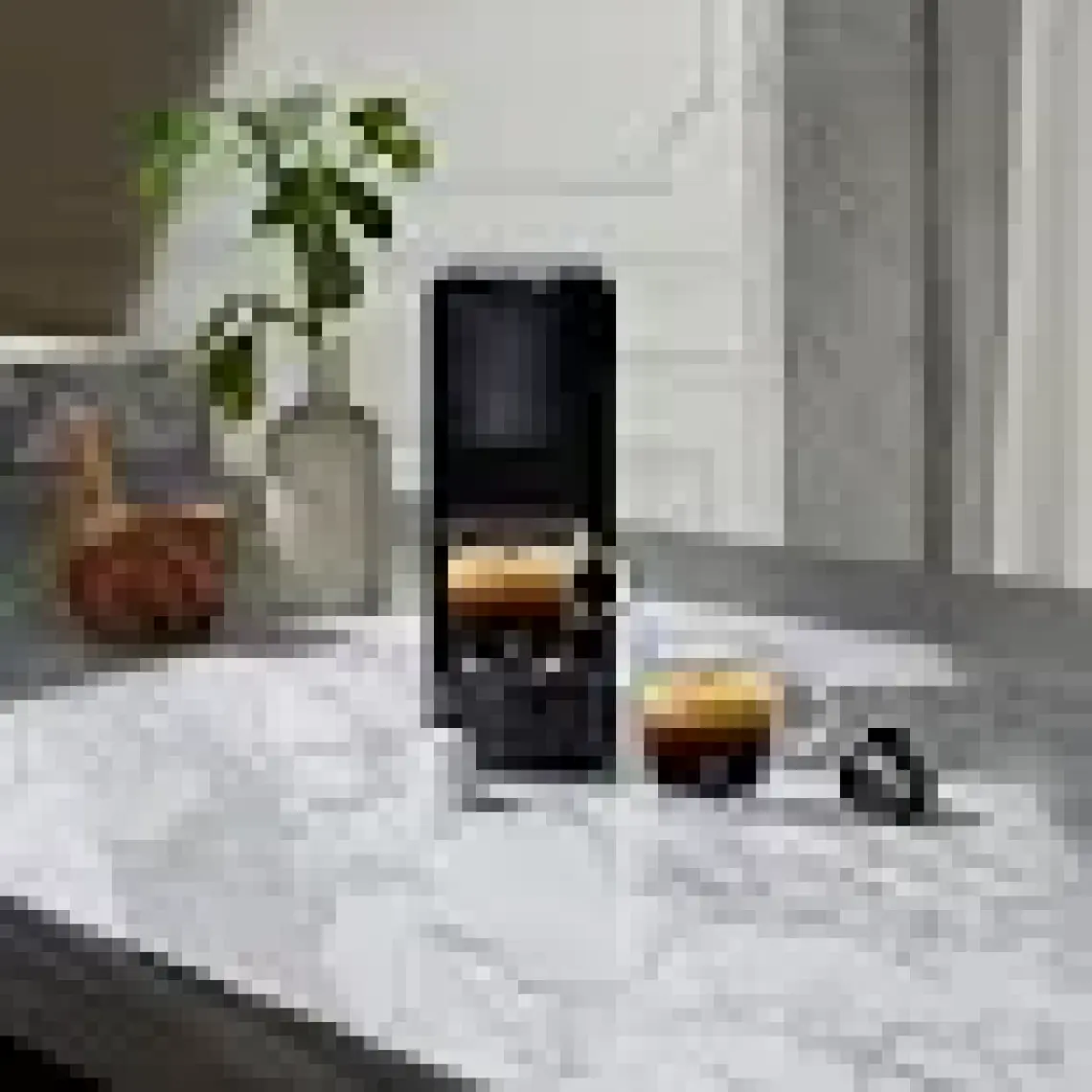 Nespresso C35 Essenza Mini Gri Kahve Makinesi ve Süt köpürtücü Aksesuar