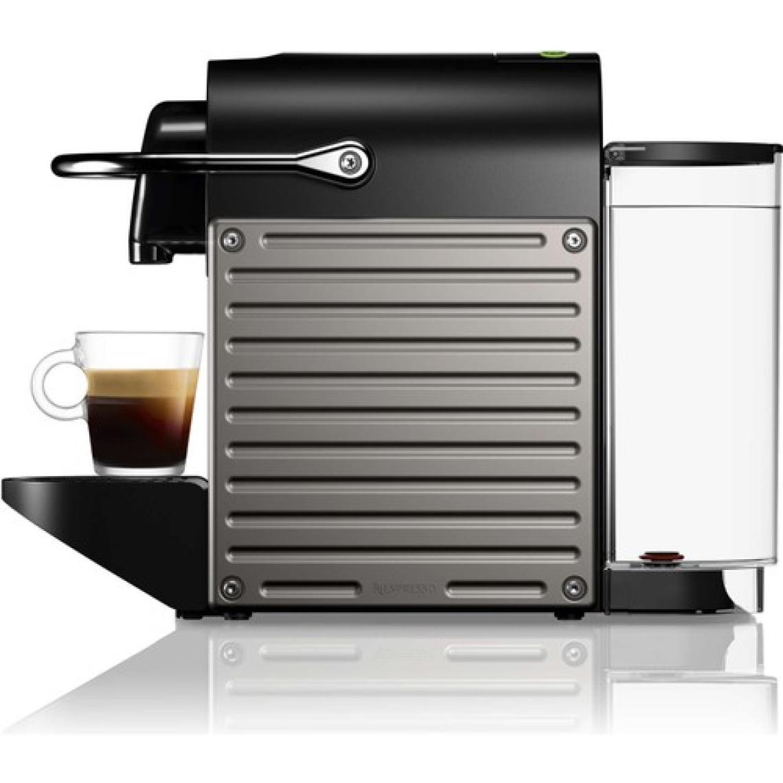 Nespresso C66T Pixie Titan Kahve Makinesi ve Süt Köpürtücü Aksesuar