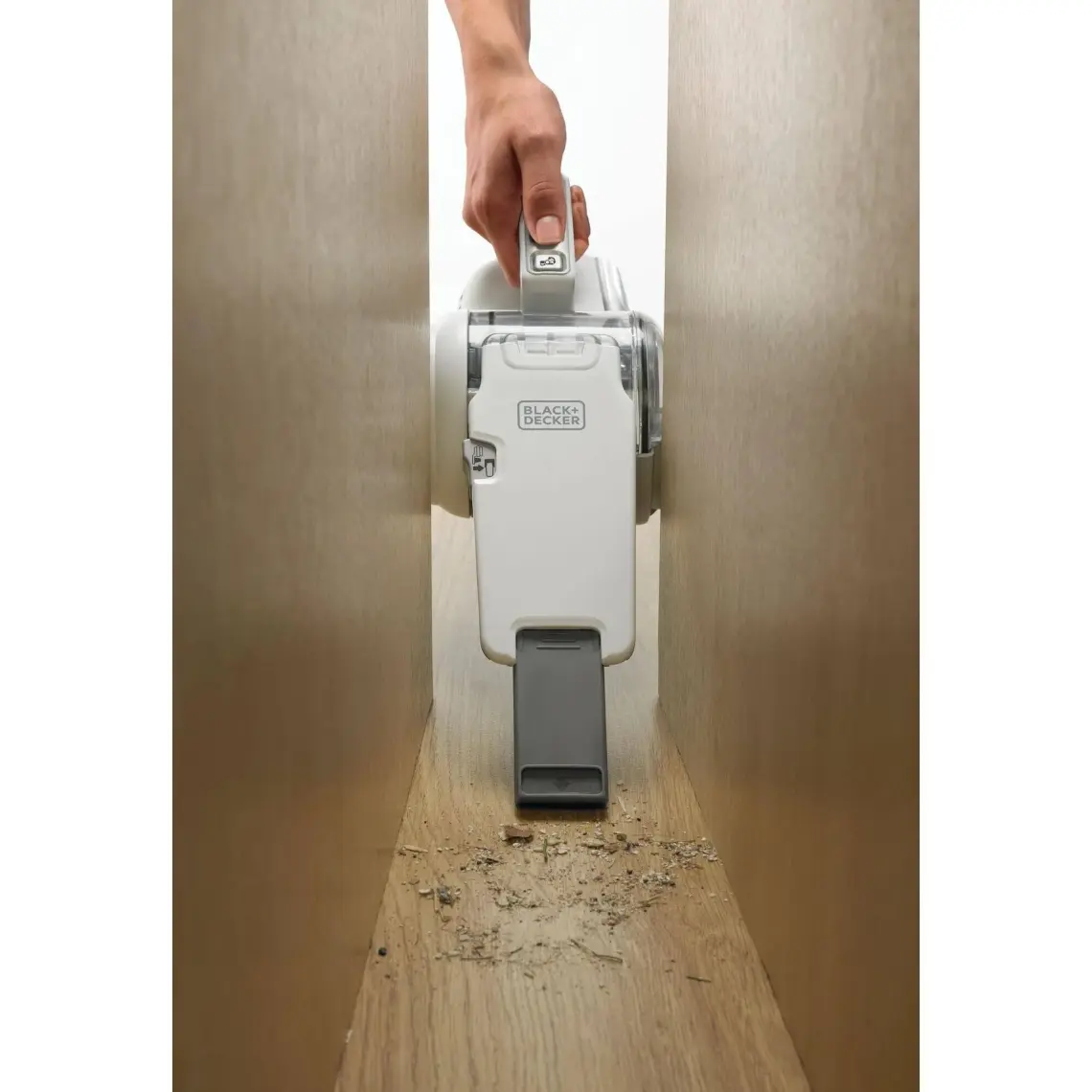 Black & Decker PV1820L 18V/27Watt Li-ion Döner Kafa Siklonik Sistem Şarjlı Süpürge