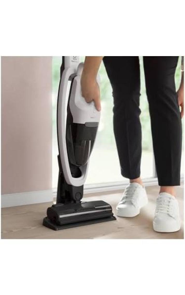 Electrolux ES52CB18SH Wellq 500 2'si 1 Arada Dikey Şarjlı Süpürge