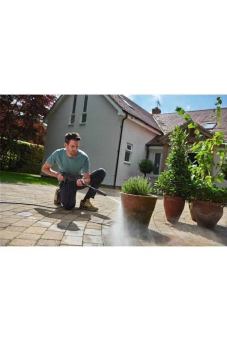 Bosch UniversalAquatak 130 Basınçlı Yıkama Makinesi