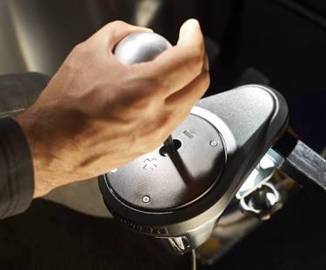 Thrustmaster TH8A USB 7+1 Shifter (Vites)