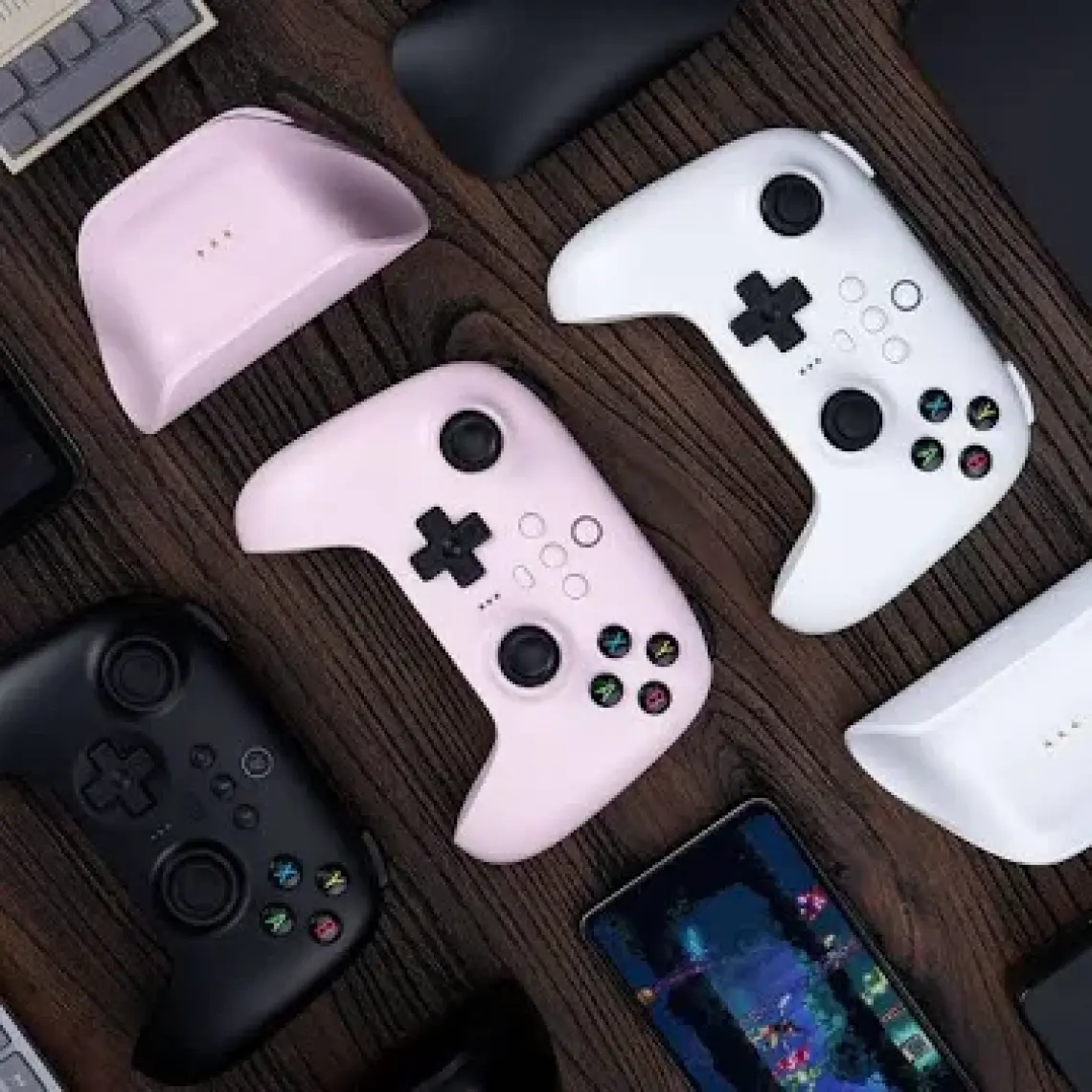 8bitdo Ultimate 2.4g Controller ve Şarj Dock  Siyah Windows Android Pc Ipad Uyumlu