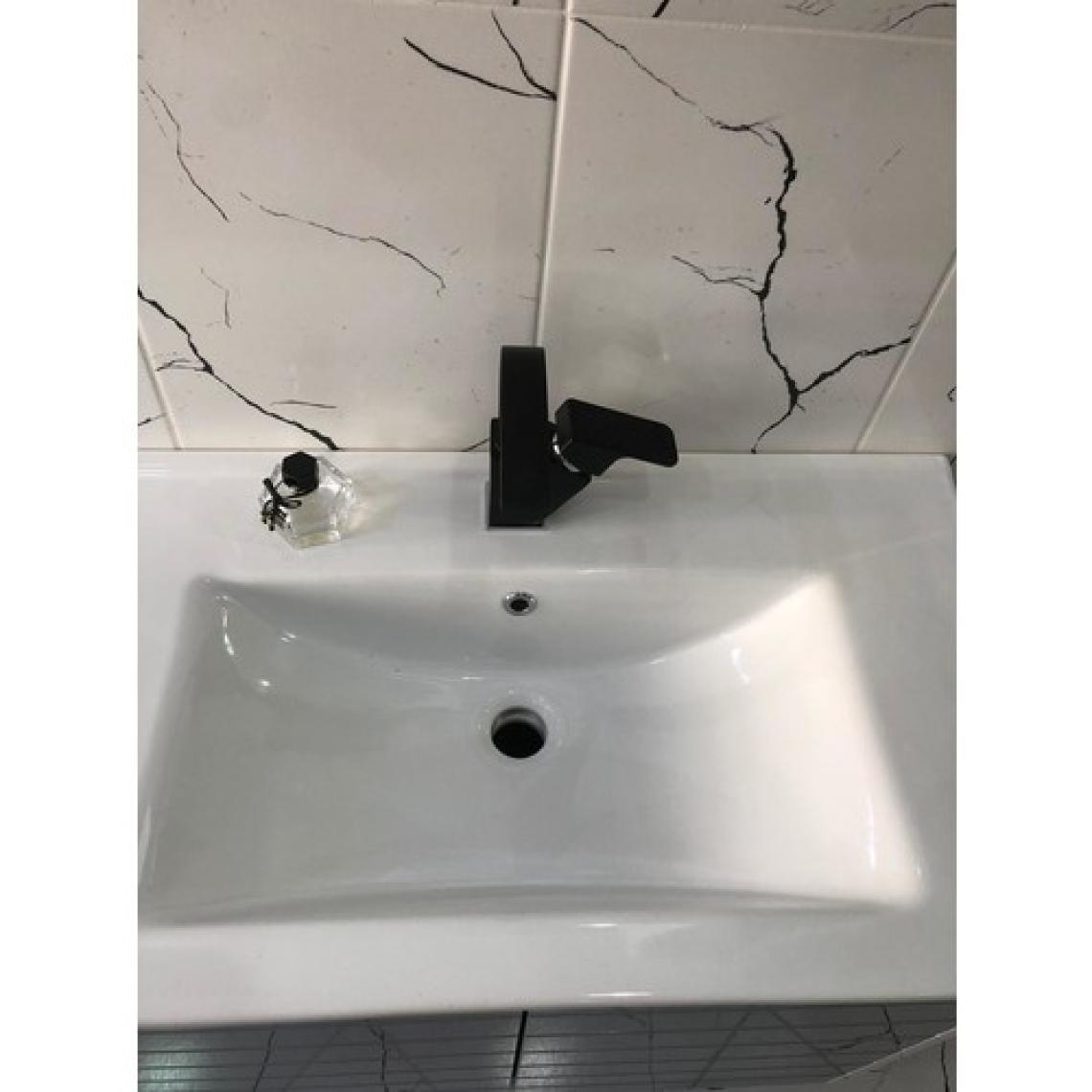 Ar Lunetta Lavabo Bataryası Mat Siyah Kuğu Borulu 103588108
