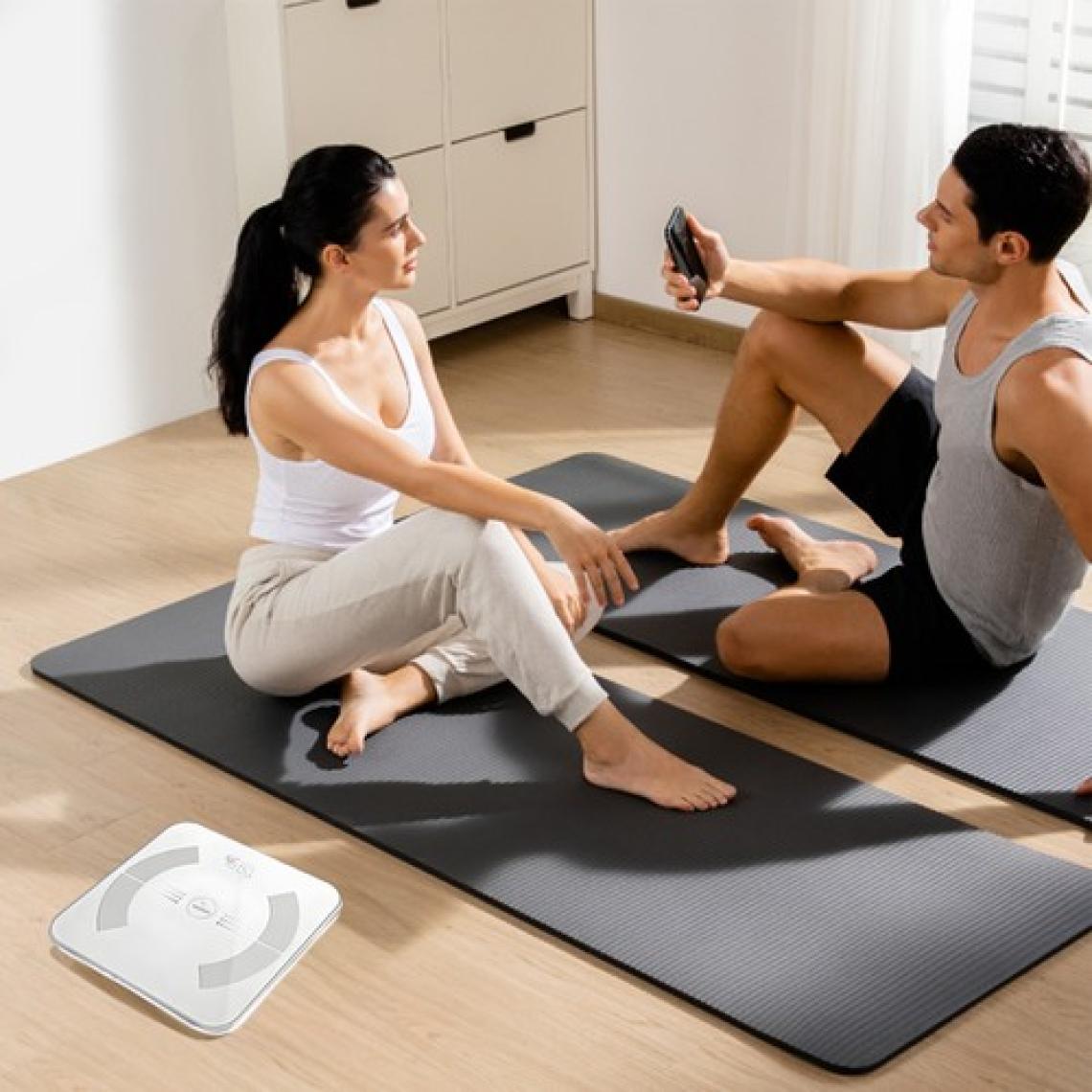 RossClean Smart Life 2 Yağ Ölçer Fonksiyonlu Beyaz Akıllı Bluetooth Tartı