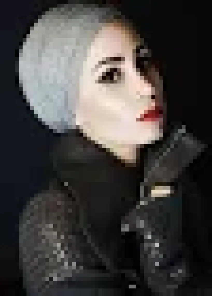 Shatter Me - Tahereh Mafi