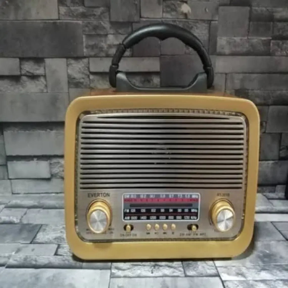 Shop-rt-301 Nostaljik Görünümlü Ahşap Bluetoothlu Mp3 Çalar Radyo Müzik Kutusu