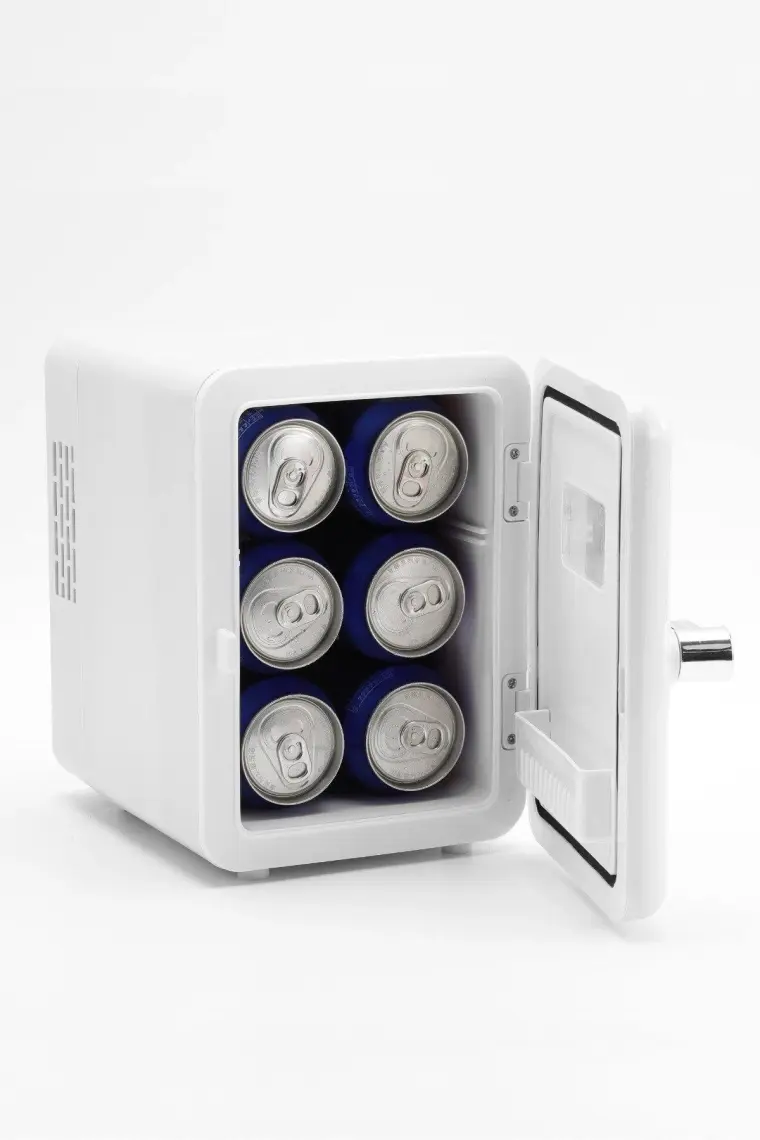 Kumtel 4L Beyaz Mini Buzdolabı HMFR-01