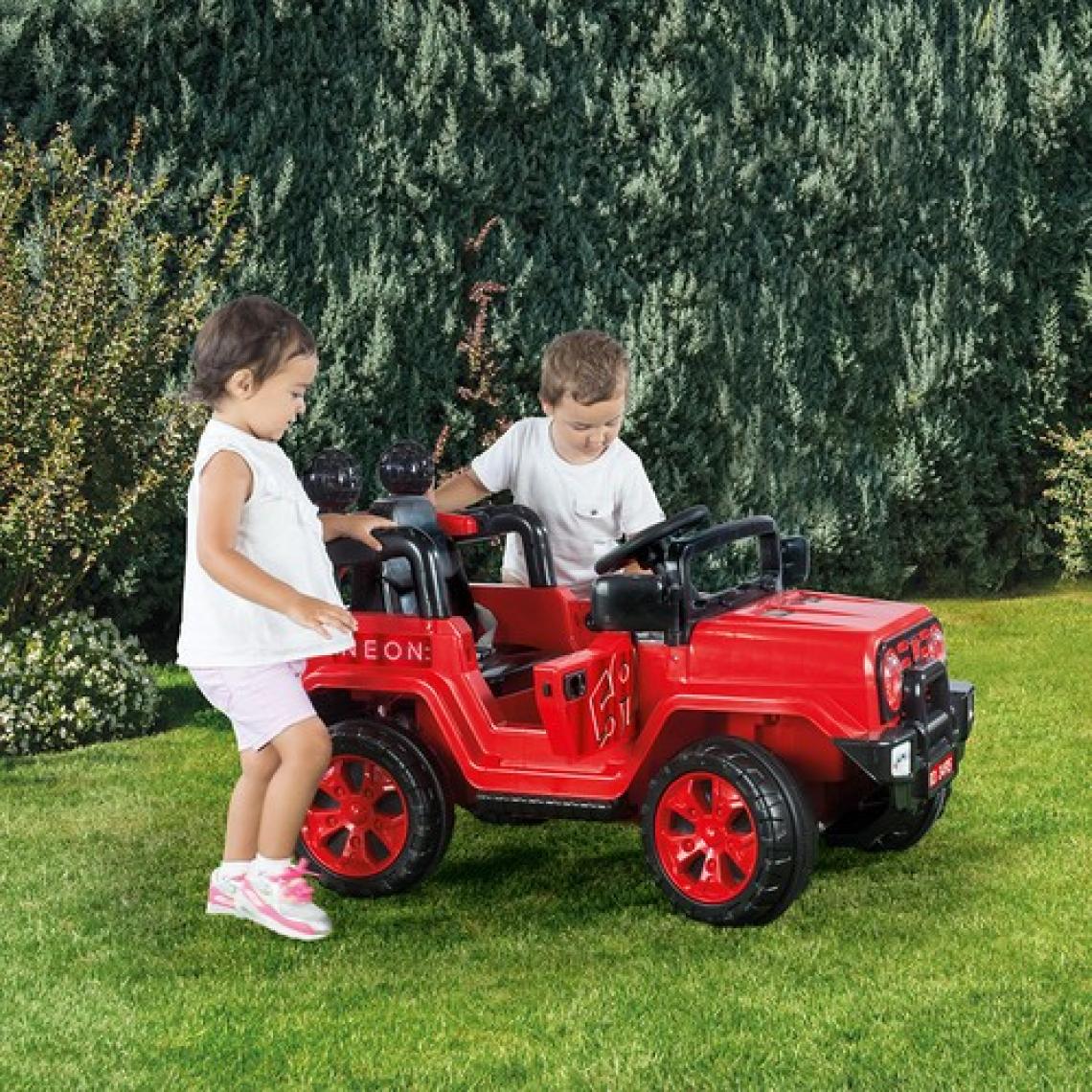 Dolu Neon Uzaktan Kumandalı Akülü Araba 12 V Kırmızı