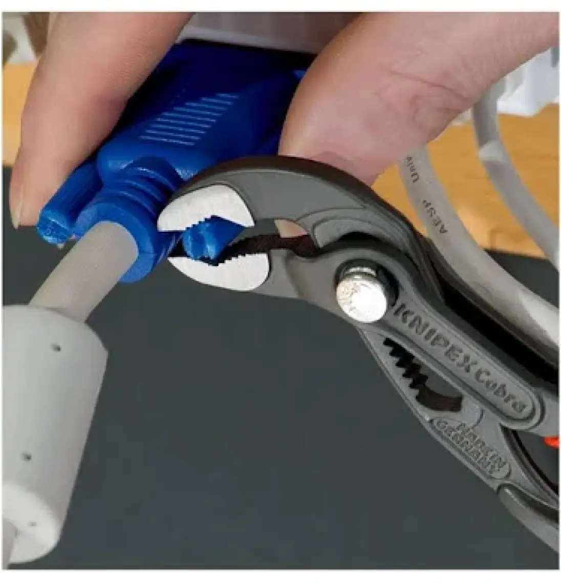 Knipex 8701250 Ayarlı Pense Cobra