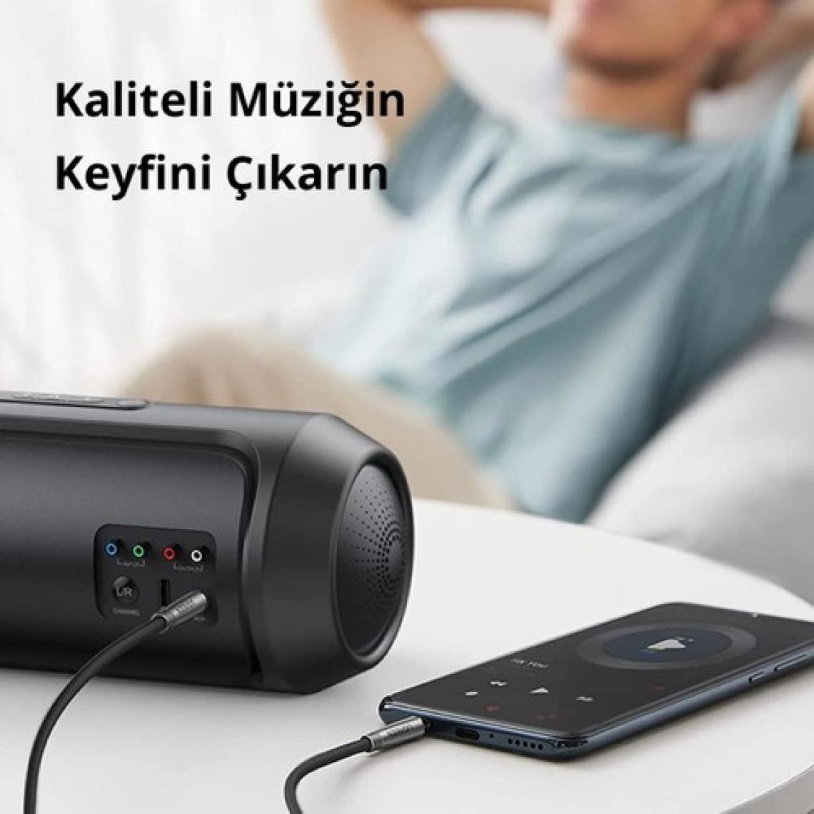 Ugreen 3.5mm Erkek To Erkek Örgülü Aux Ses Kablosu 1 Metre