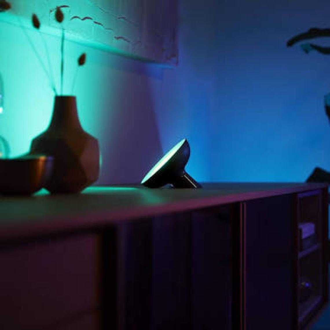 Philips Hue Bloom V4 RGB Akıllı Ambiyans Masa Lambası - Beyaz