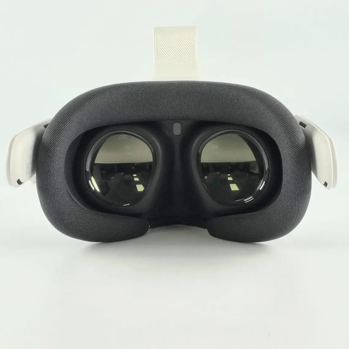 META Quest 3 128 Gb - Vr Sanal Gerçeklik Gözlüğü