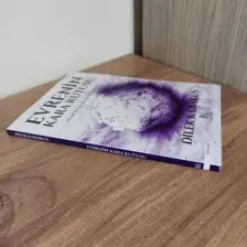 Evrenin Kara Kutusu - Dilek Karakuş