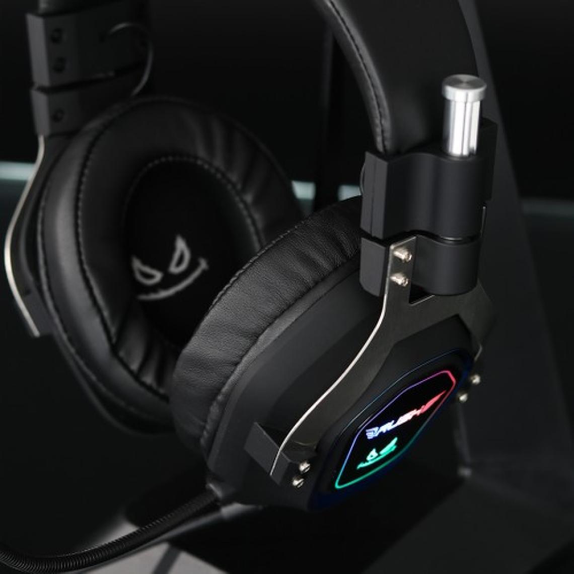 Rush Hem'ın RHX72 7.1 Fiziksel Surround Rgb Oyuncu Kulaklığı Gaming Kulaklık