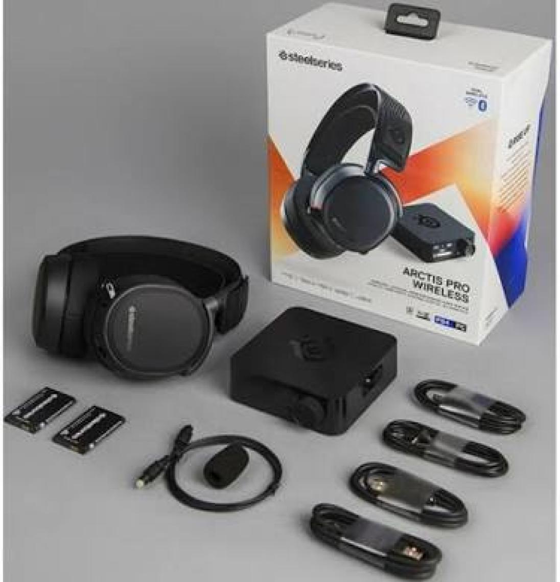 SteelSeries Arctis Pro Wireless Hi-Res Oyuncu Kulaklığı