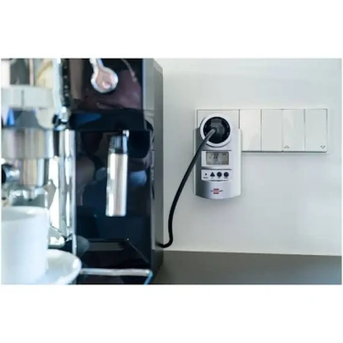 Brennenstuhl Primera Line Watt ve Akım Ölçer PM 231 E Priz