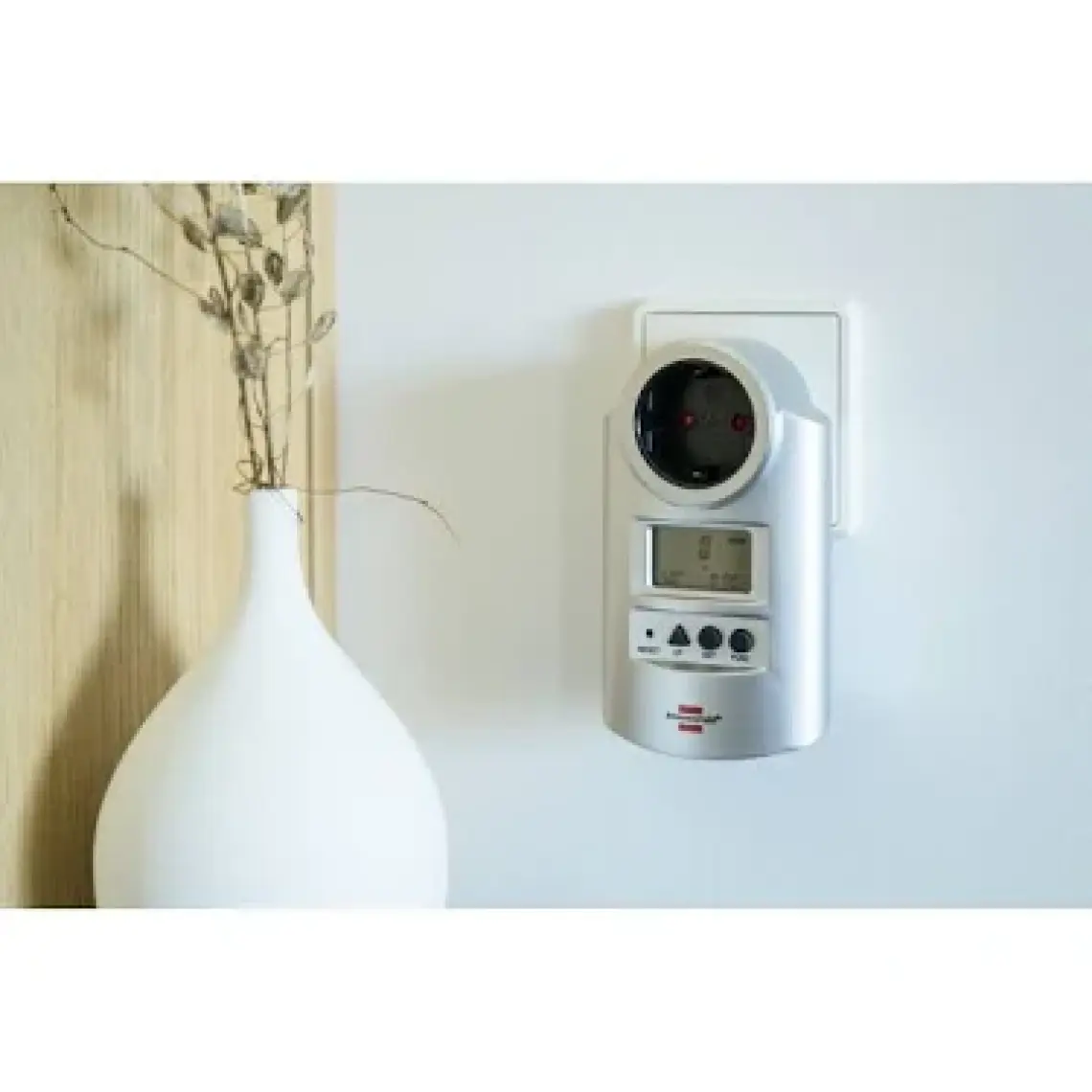 Brennenstuhl Primera Line Watt ve Akım Ölçer PM 231 E Priz