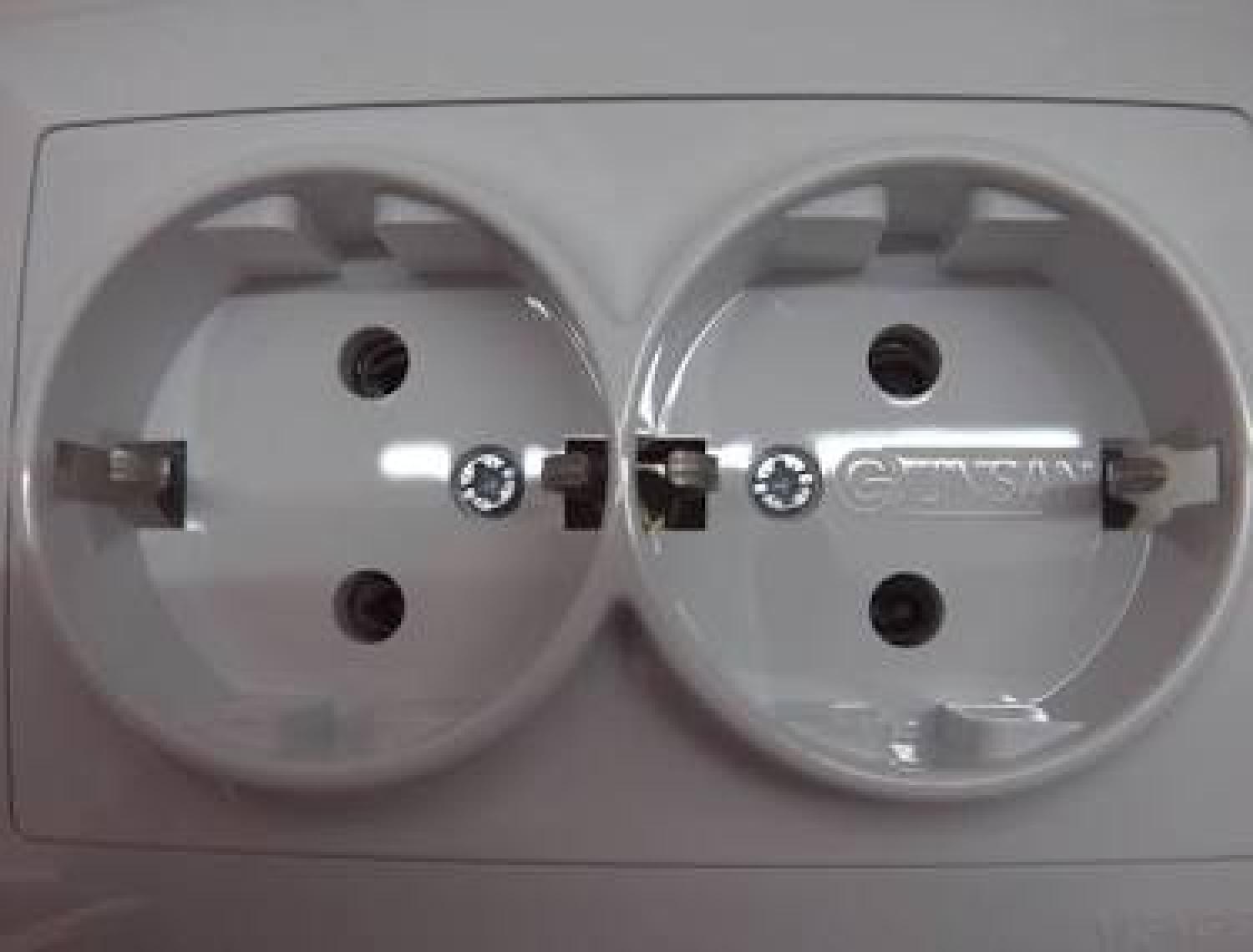 Günsan Elektrik Visage Beyaz İkili Topraklı Priz