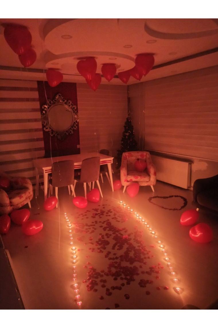 Evlilik Aşk Paketi Kalp mum, gül yaprağı balon yıl dönümü teklifi