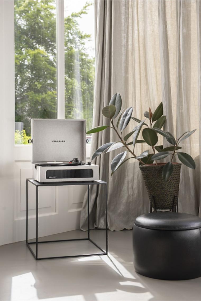 Vintage Bluetooth Alıcılı Ve Taşınabilir Müzik Pikap