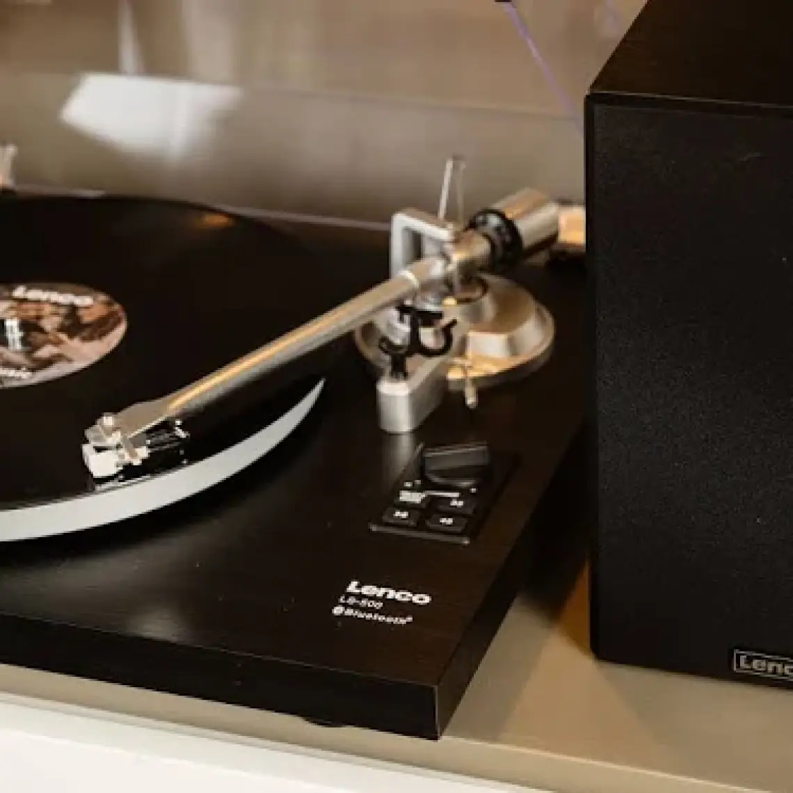 Lenco LS-500 Siyah Bluetoothlu Pikap Plak Çalar