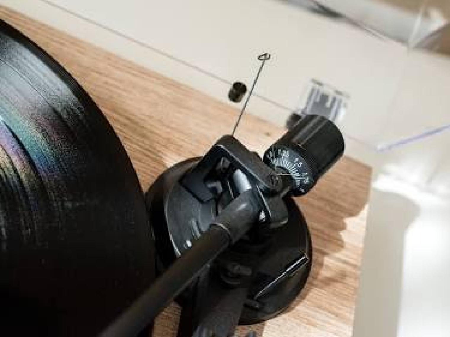Lenco LBT-188 Pı Retro Ahşap Bluetoothlu Pikap Plak Çalar