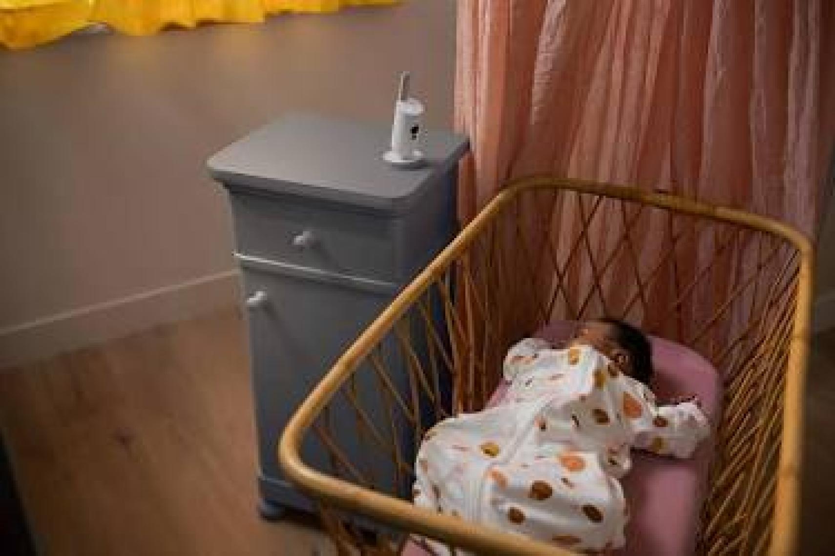 Philips Avent Gece Görüşlü Full Hd Bebek Monitörü SCD921/26