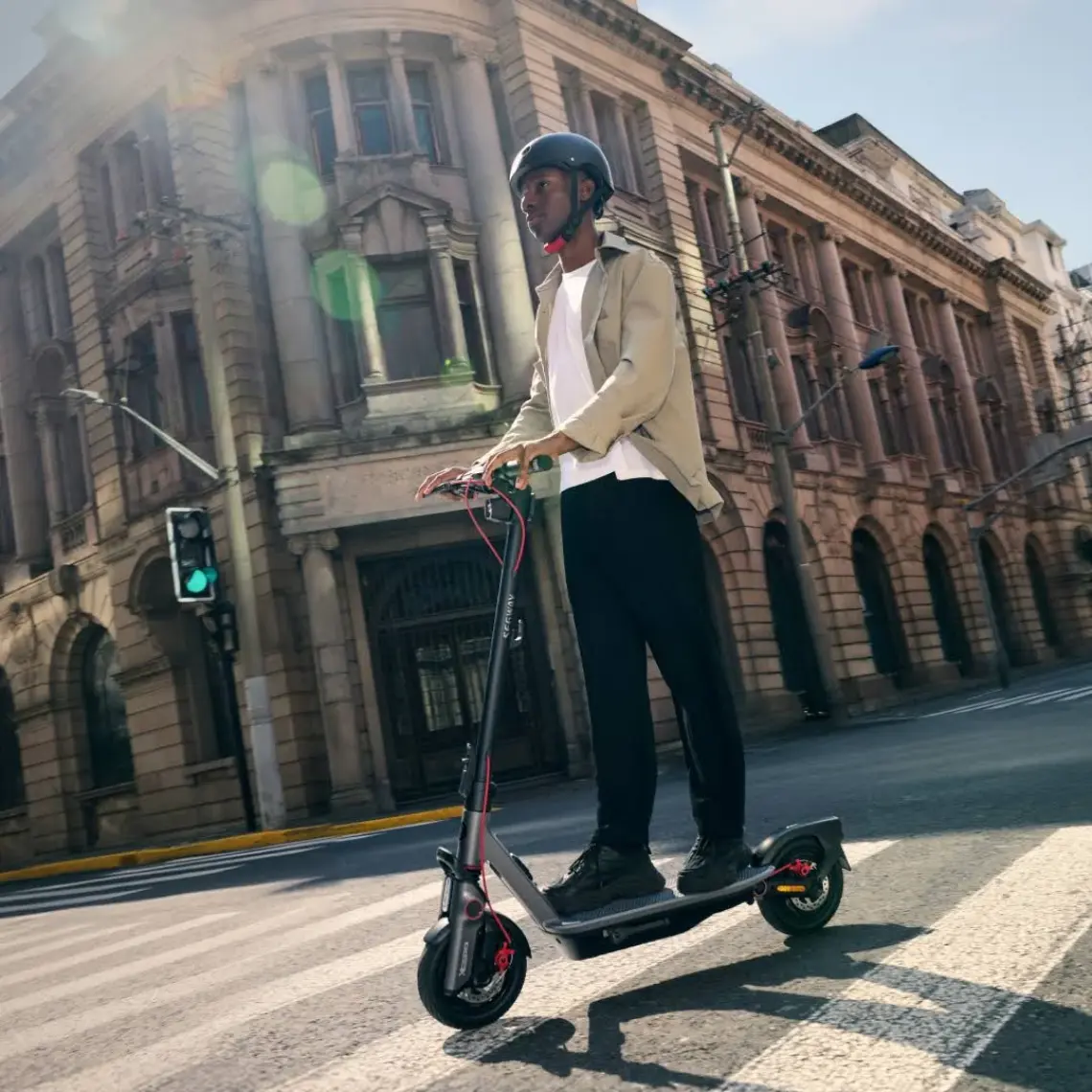 SEGWAY Ninebot F3 Pro  Elektrikli Scooter