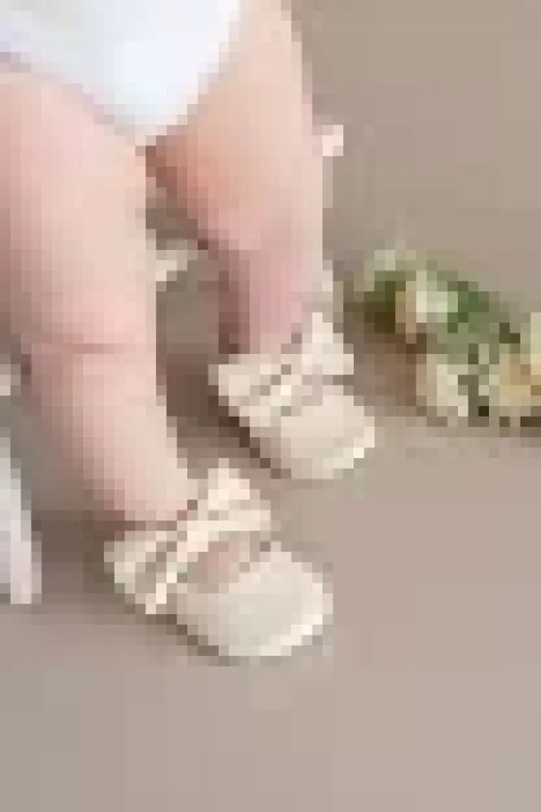 First Step Krem Kız Bebek Suni Deri Fiyonklu Babet Patik