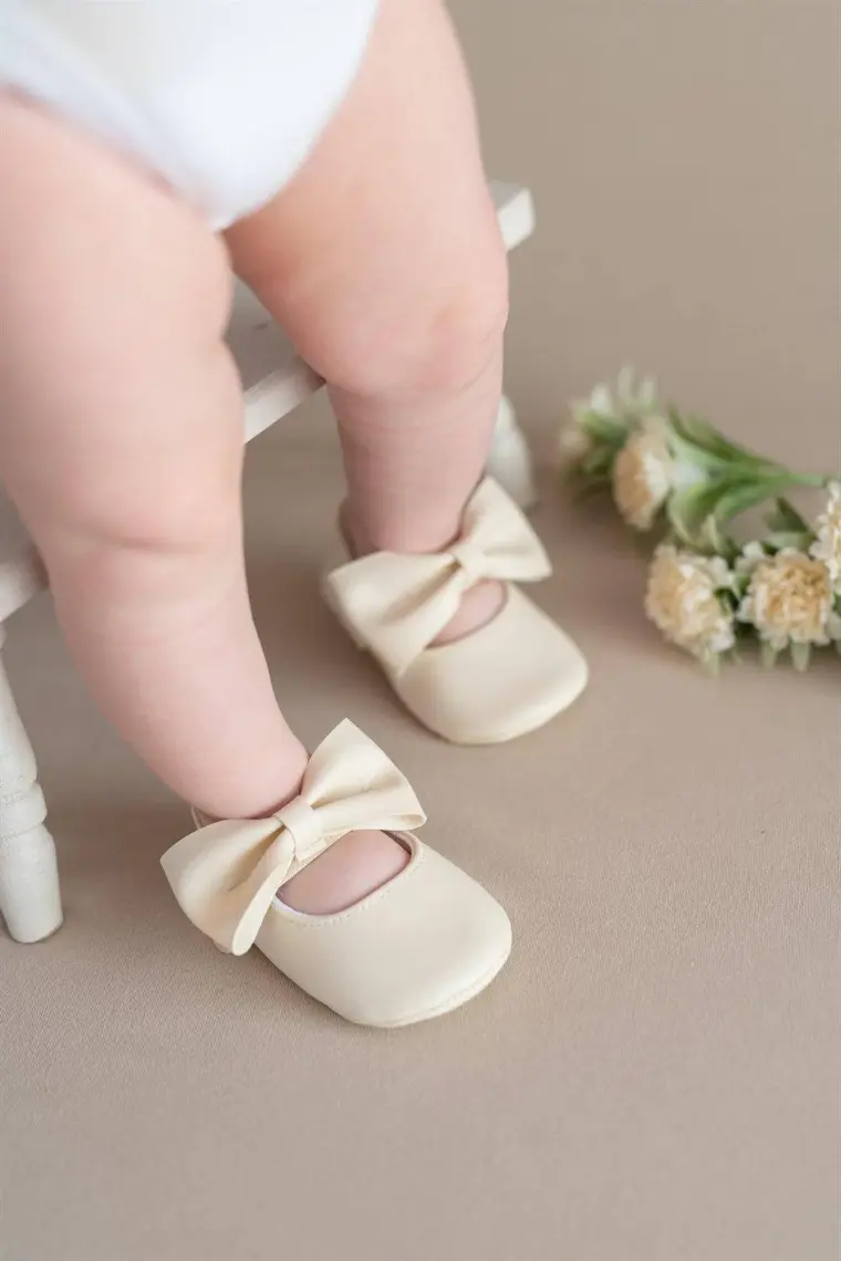 First Step Krem Kız Bebek Suni Deri Fiyonklu Babet Patik