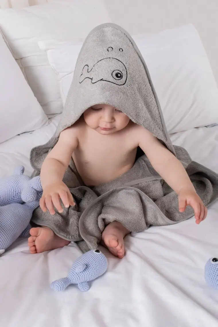 EIFIN Bambu Balık Nakışlı Bebek Havlu Kundak Ve Kese Seti