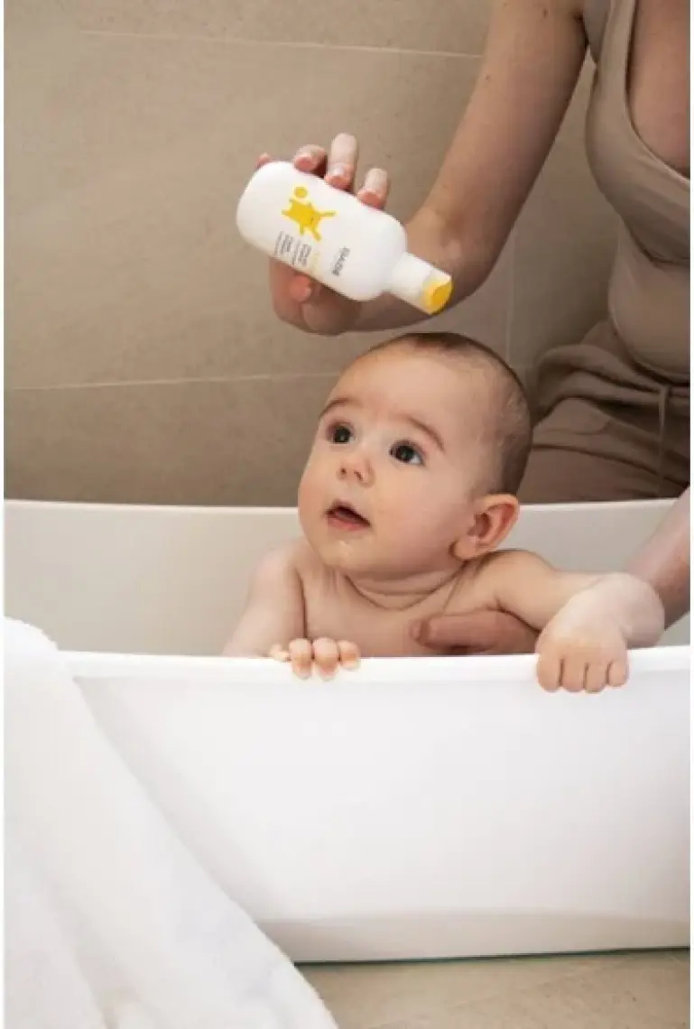 Babe Bebek ve Çocuklar için Pediatrik Extra Yumuşak 200 ml Şampuan