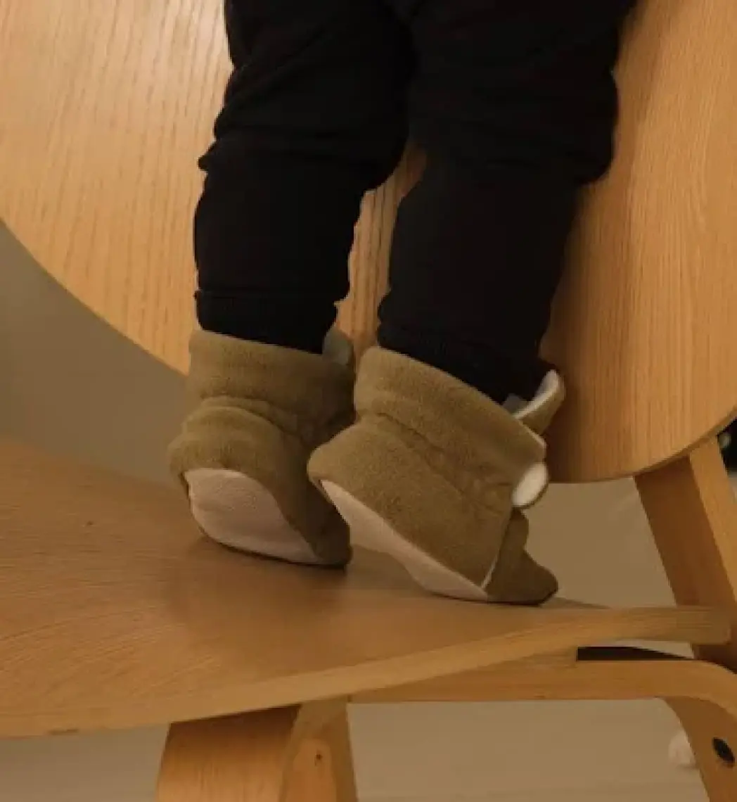 Caluu Baby Polar Ayarlanabilir Çıtçıtlı Bilekli Bebek Panduf