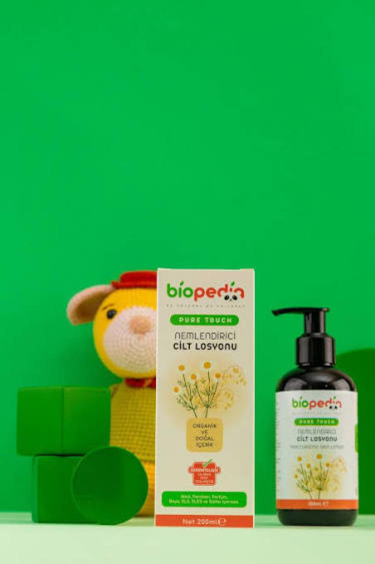 Biopedia Pure Touch Bebek ve Çocuk  Nemlendirici Cilt Losyonu