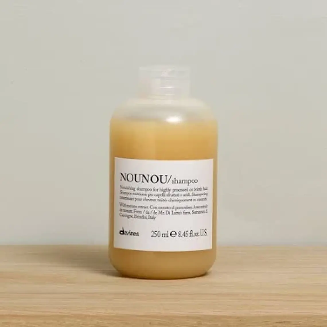 Davines Nounou Besleyici ve Koruyucu Bakım Şampuanı 250ML