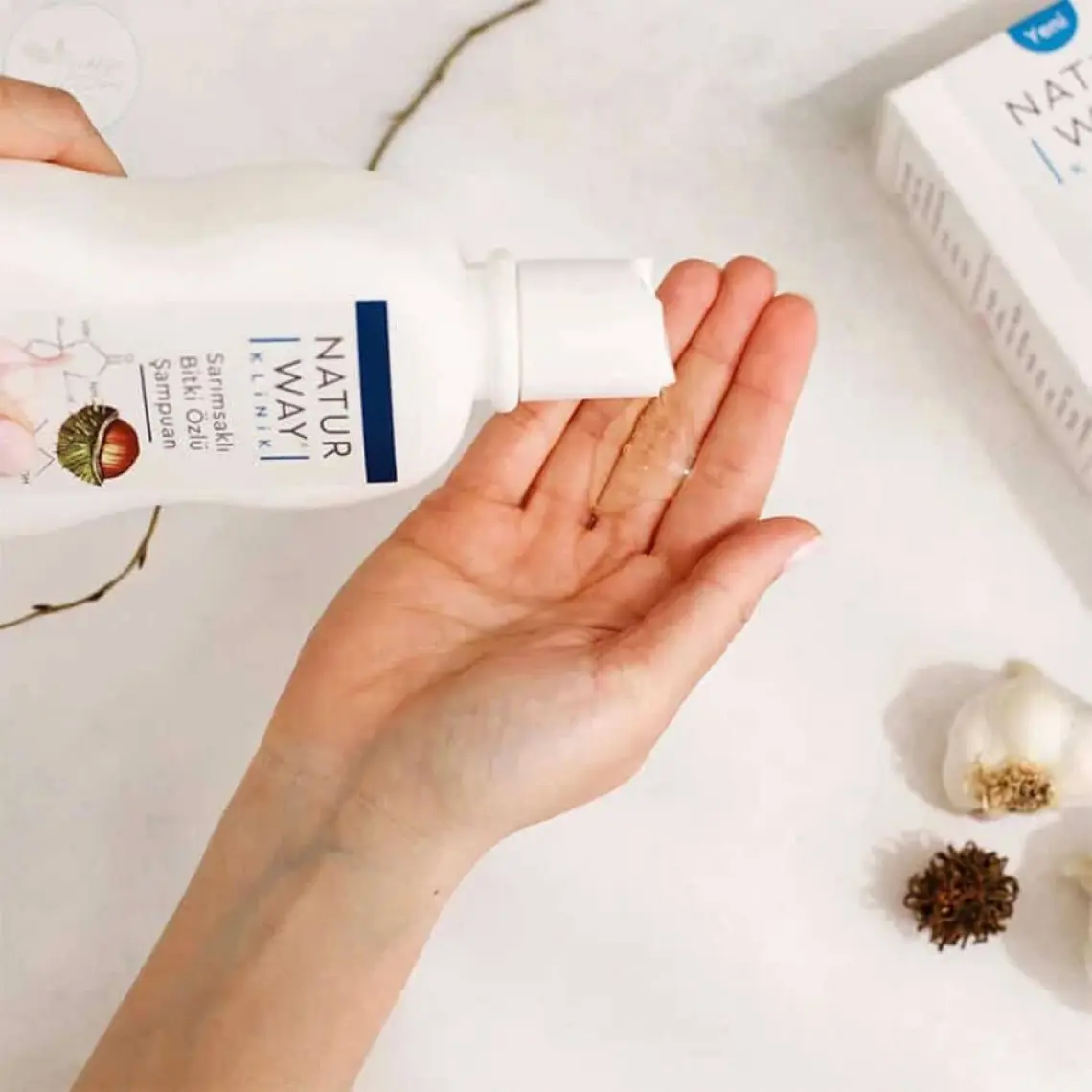 Otacı Naturway Klinik Kepe Karşıtı Sarımsaklı Şampuan ek Dökülm 500 ml
