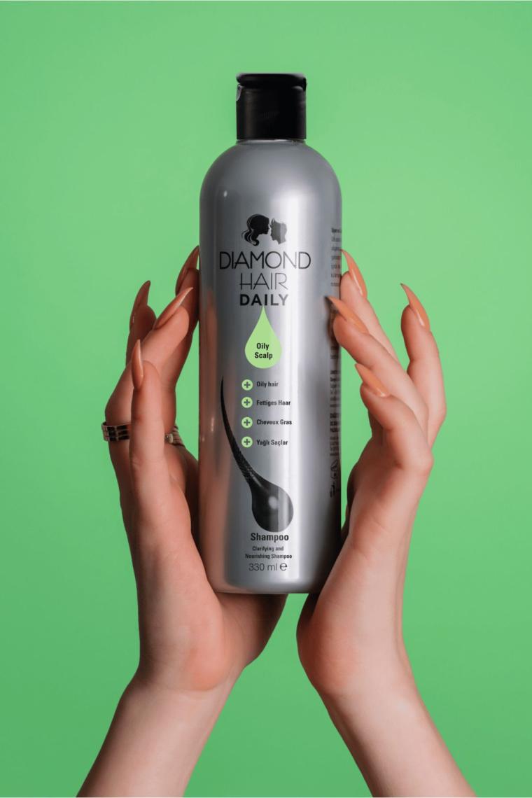 Diamond Hair Daily - Aşırı Yağlı, Kepekli, Dökülen, Geç Uzayan ve Yıpranmış Saçlar İçin Arındırıcı Şampuan