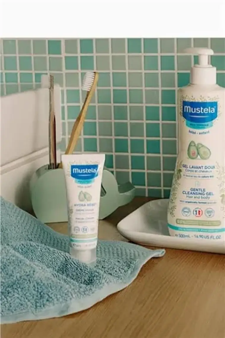 Hydra Bebe Organik Avokado İçeren Nemlendirici Bebek Çocuk Yüz Kremi 40 ml