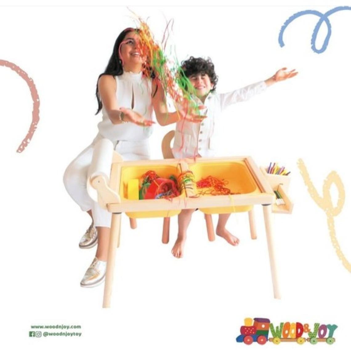 Wood & Joy Doğal Ahşap Duyusal Çocuk Aktivite Masası Oyun Masası ve Çocuk Çalışma Masası 2 Sandalye Seti(Rulo Aparatlı ve Kırtasiye İstasyonlu)