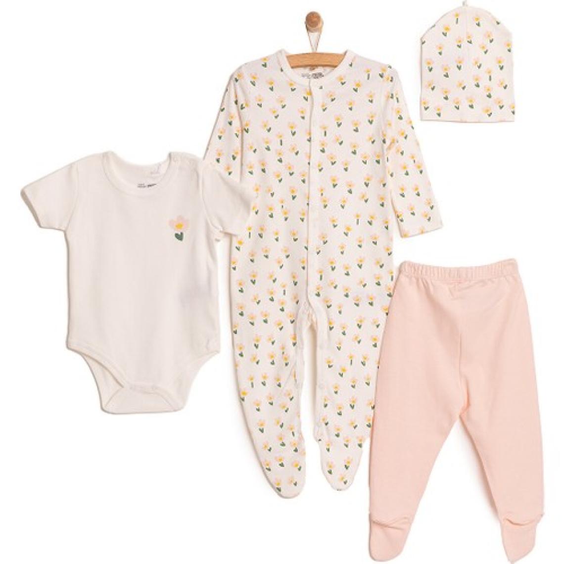 HelloBaby Yenidığan 4lü Hastane Çıkışı Kız Bebek