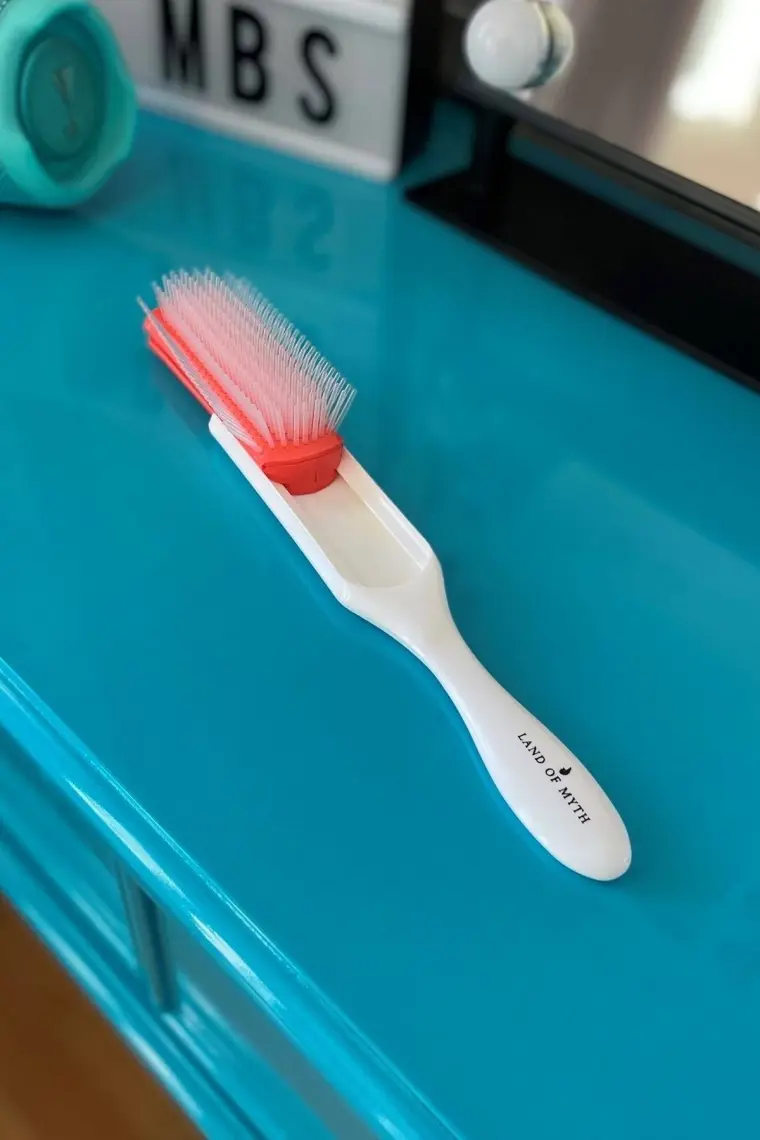 Land Of Myth  Styling Brush 9 Sıra Şekillendirme Fırçası- Kıvırcık Kız Metodu Fırçası - Beyaz