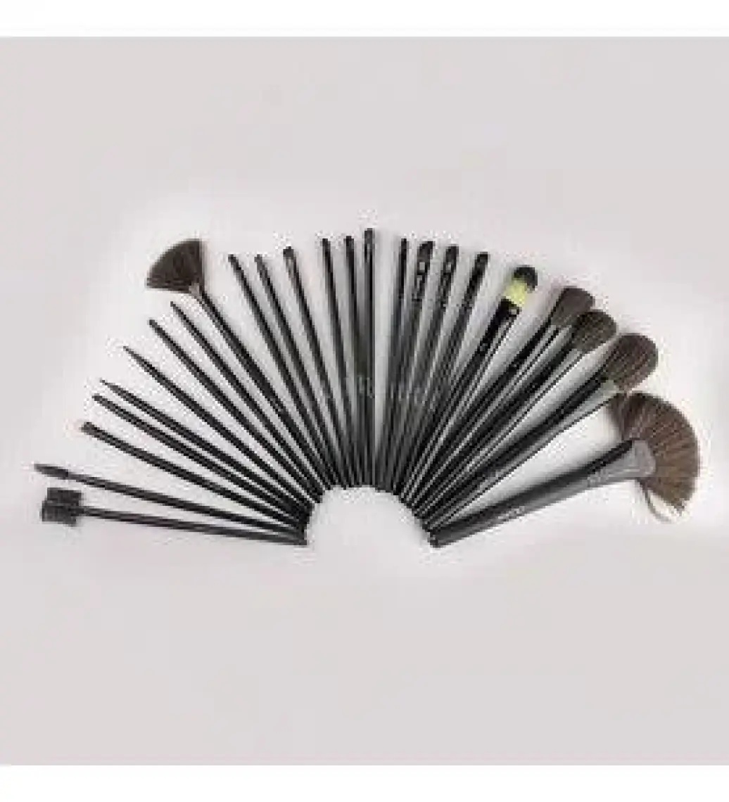 24'lü Profesyonel Deri Çantalı Bambu Fırça Seti &  Professional Leather Bag Bamboo Brush Set