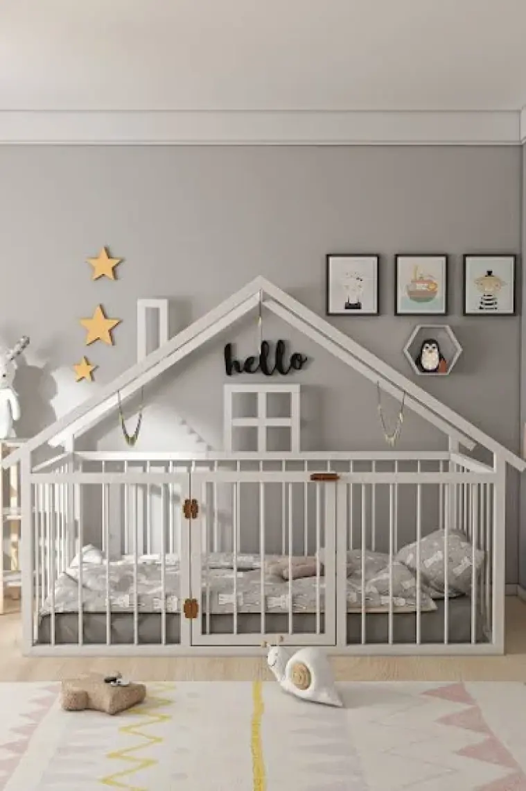 Givayo Wood's Barney Kapılı Montessori Karyola
