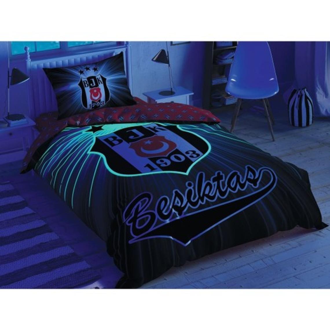 Taç Lisanslı Beşiktaş Light Glow Parlayan Tek Kişilik Nevresim Takımı