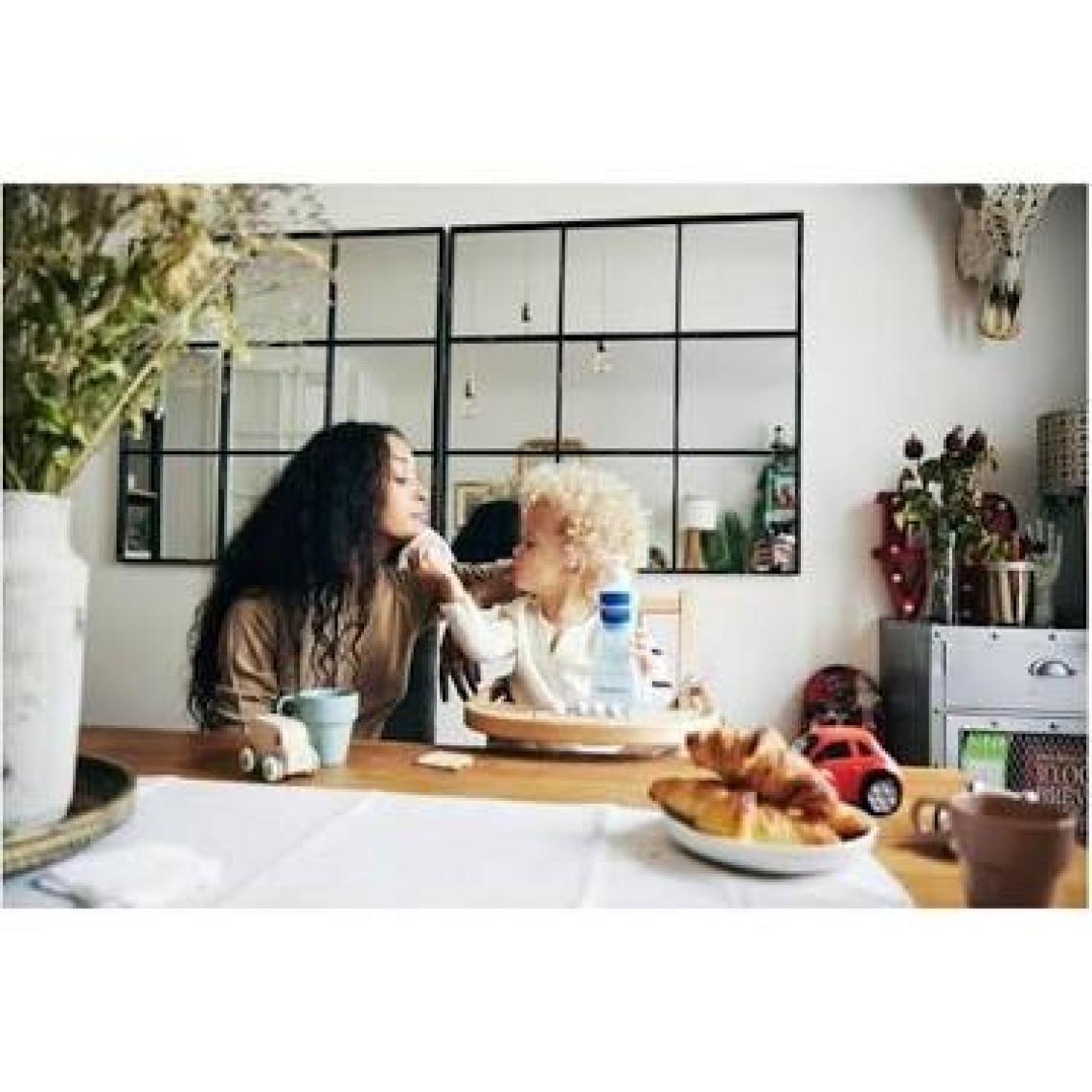 Mustela Water Susuz Temizlik Yenidoğan 300 ml / Durulama Gerektirmeyen Temizleme Sıvısı