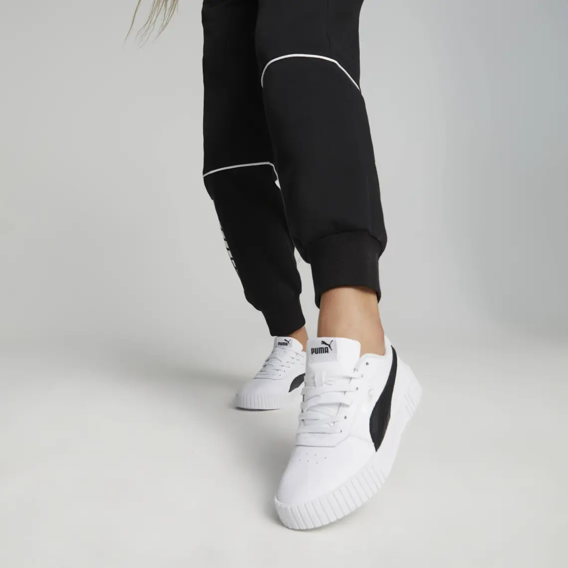 Puma Carina 2.0 Kadın Spor Ayakkabı 38584907