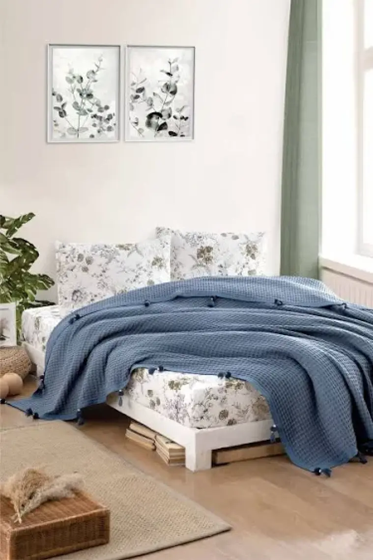 %100 Pamuklu Çift Kişilik Yatak Örtüsü Pike, Waffle Desen Ponponlu Indigo Pike