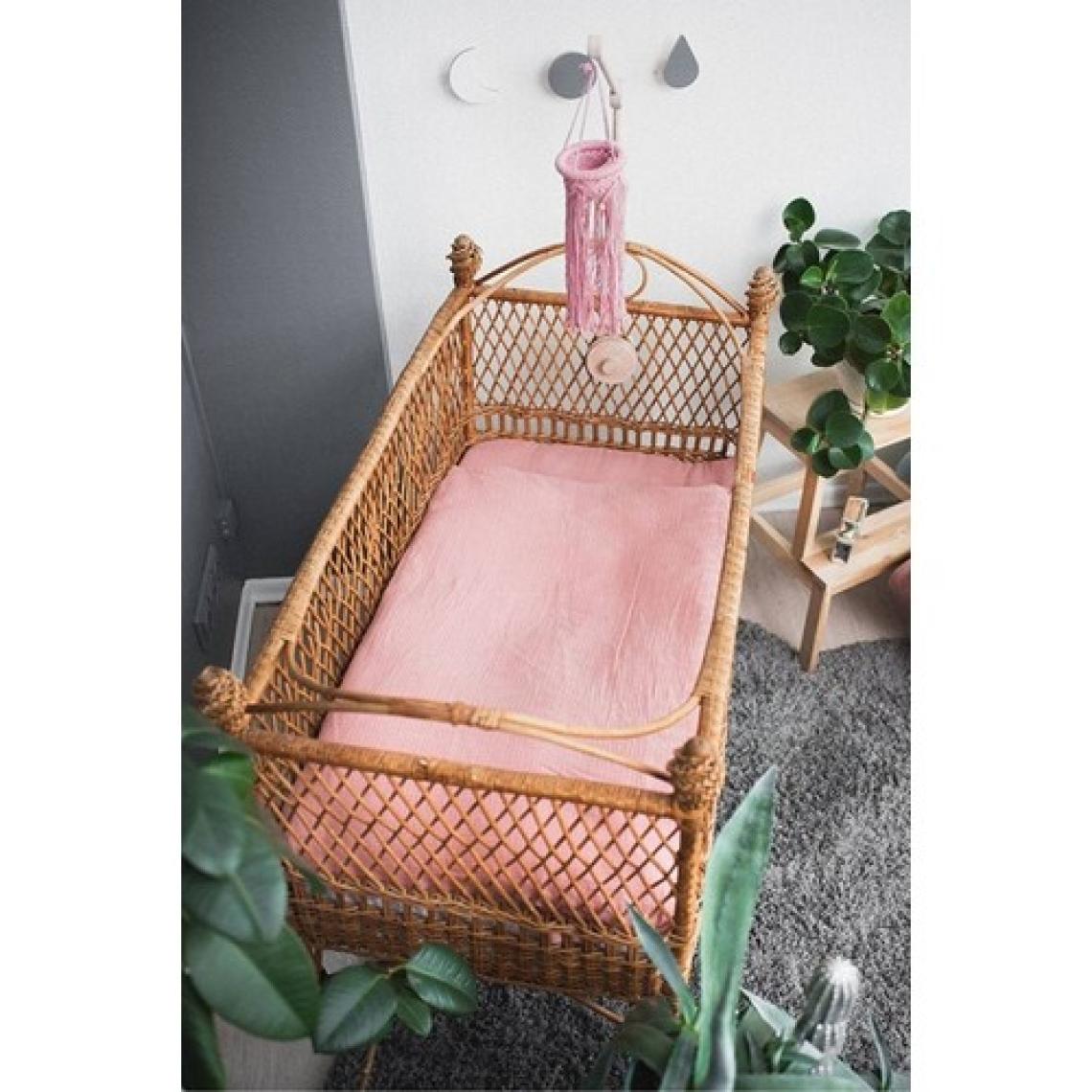 Nidage Müslin Bebek Nevresim Takımı 70X110 cm   Pamuk (Crincle Muslin) +15 cm Yatak Yüksekliği