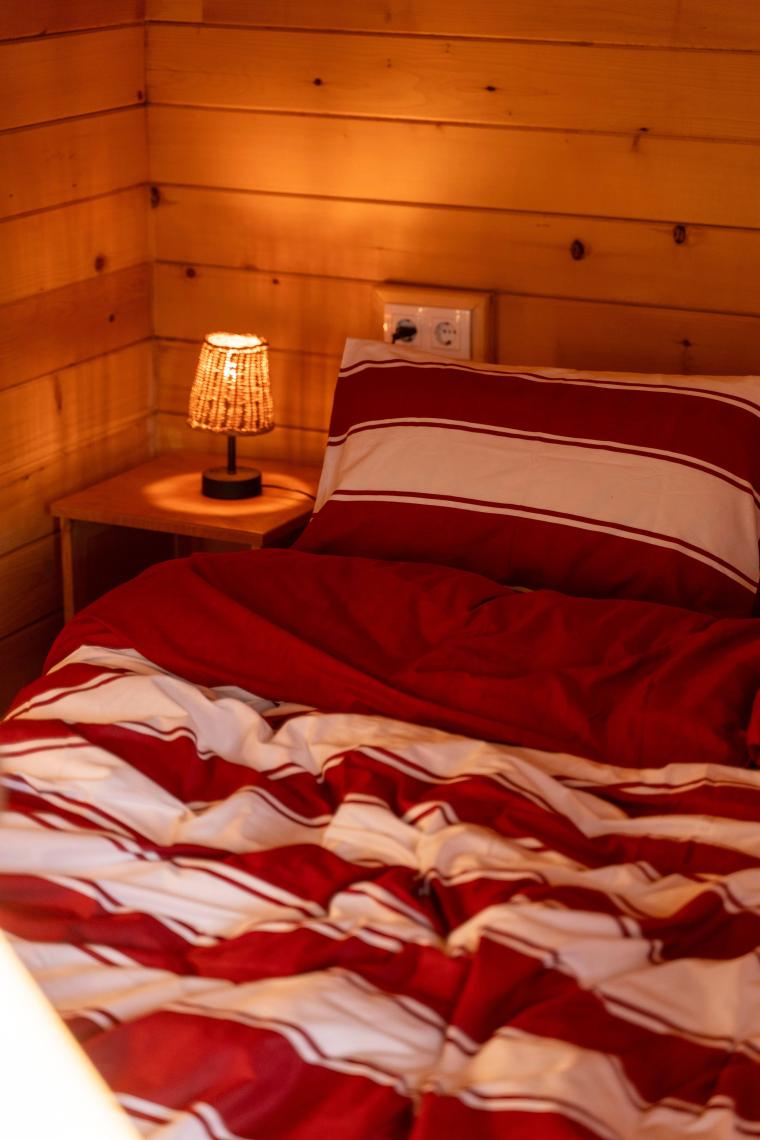 Cozy Home Festive Çift Kişilik Lastikli Çarşaflı Nevresim Takımı Jolly Kırmızı